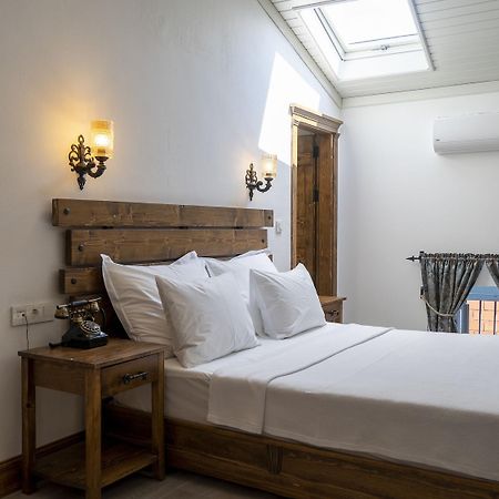 Villa Pietra Butik Otel Айвалик Екстер'єр фото