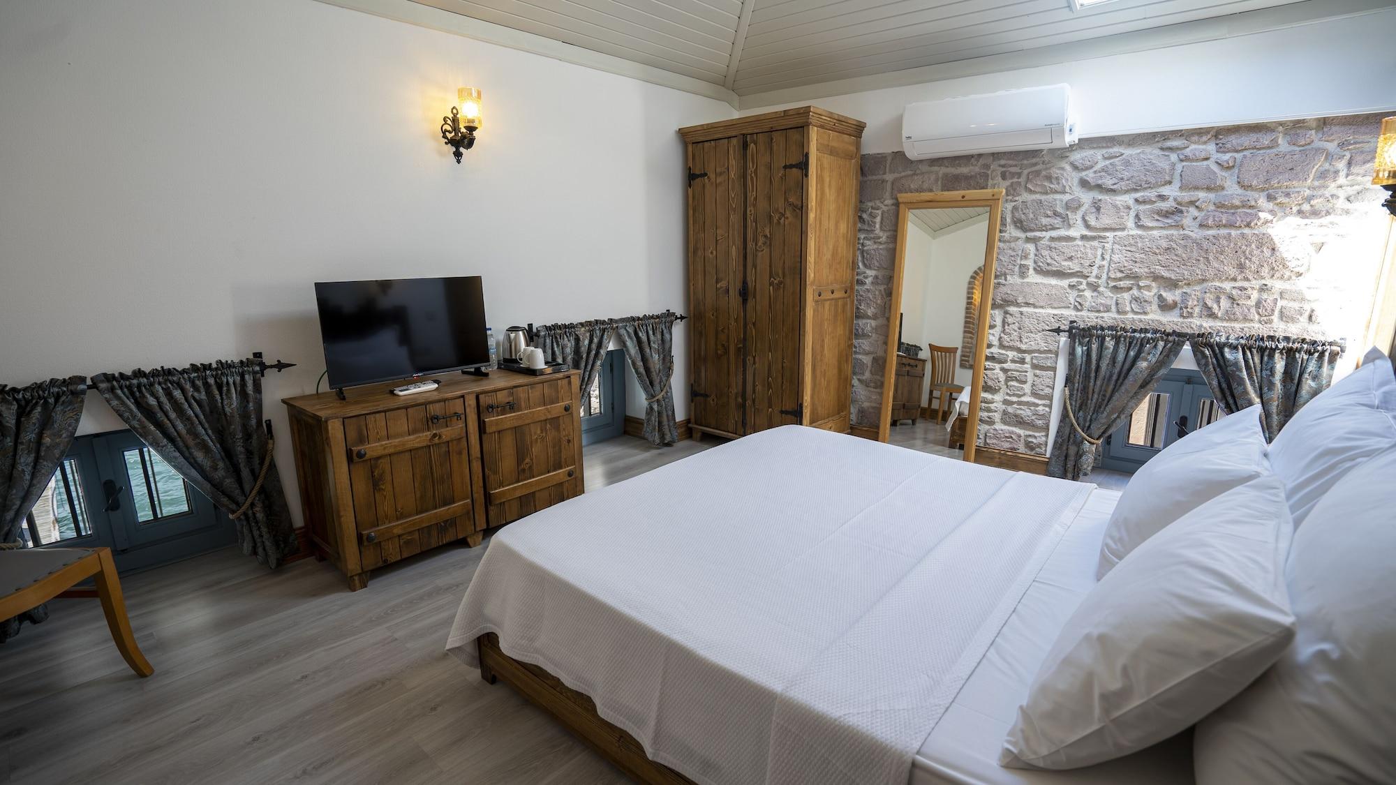 Villa Pietra Butik Otel Айвалик Екстер'єр фото