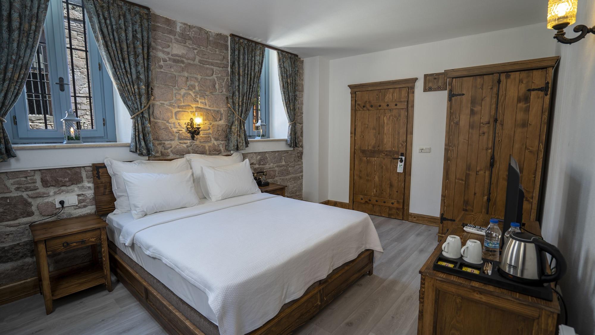 Villa Pietra Butik Otel Айвалик Екстер'єр фото